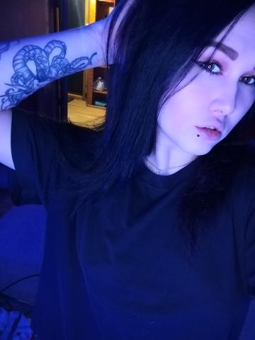 Моника фото 5